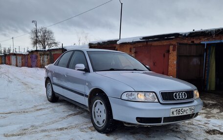 Audi A4, 1997 год, 298 000 рублей, 1 фотография