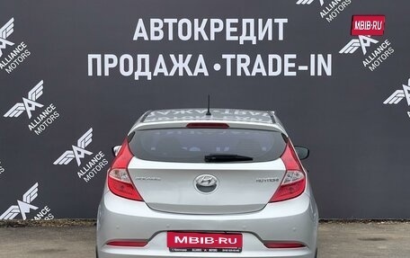 Hyundai Solaris II рестайлинг, 2015 год, 905 000 рублей, 6 фотография