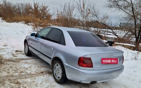 Audi A4, 1997 год, 298 000 рублей, 3 фотография