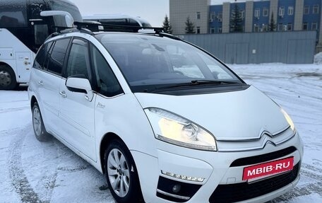 Citroen C4 Picasso II рестайлинг, 2012 год, 880 000 рублей, 2 фотография