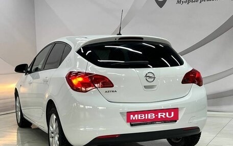 Opel Astra J, 2011 год, 770 000 рублей, 10 фотография