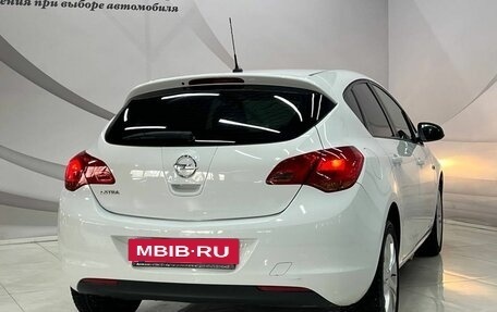 Opel Astra J, 2011 год, 770 000 рублей, 8 фотография