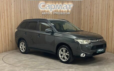 Mitsubishi Outlander III рестайлинг 3, 2013 год, 1 857 000 рублей, 7 фотография