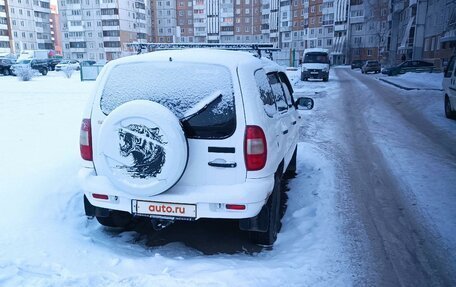 Chevrolet Niva I рестайлинг, 2004 год, 300 000 рублей, 2 фотография