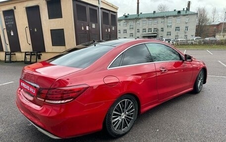 Mercedes-Benz E-Класс, 2014 год, 1 810 000 рублей, 3 фотография