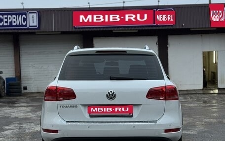 Volkswagen Touareg III, 2012 год, 2 450 000 рублей, 4 фотография