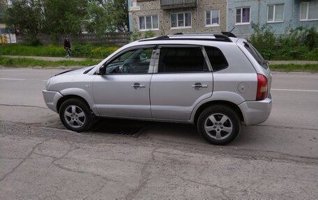 Hyundai Tucson III, 2007 год, 750 000 рублей, 7 фотография