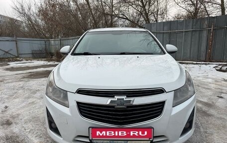 Chevrolet Cruze II, 2013 год, 650 000 рублей, 2 фотография