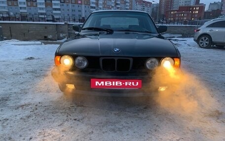 BMW 5 серия, 1989 год, 850 000 рублей, 5 фотография