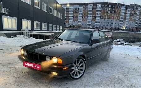 BMW 5 серия, 1989 год, 850 000 рублей, 2 фотография