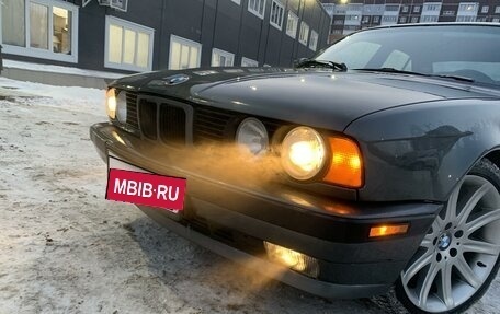 BMW 5 серия, 1989 год, 850 000 рублей, 4 фотография