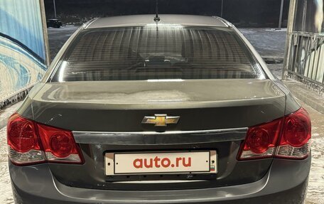 Chevrolet Cruze II, 2011 год, 500 000 рублей, 7 фотография