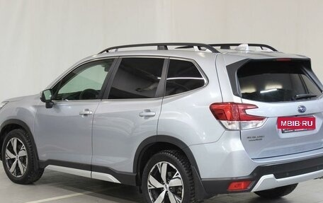 Subaru Forester, 2018 год, 3 290 000 рублей, 7 фотография