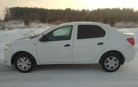 Renault Logan II, 2014 год, 670 000 рублей, 2 фотография