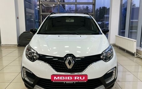 Renault Kaptur I рестайлинг, 2017 год, 1 380 000 рублей, 2 фотография