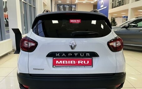 Renault Kaptur I рестайлинг, 2017 год, 1 380 000 рублей, 5 фотография