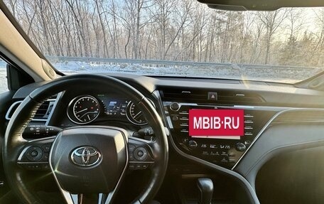 Toyota Camry, 2019 год, 3 100 000 рублей, 4 фотография