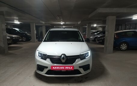 Renault Logan II, 2019 год, 850 000 рублей, 3 фотография