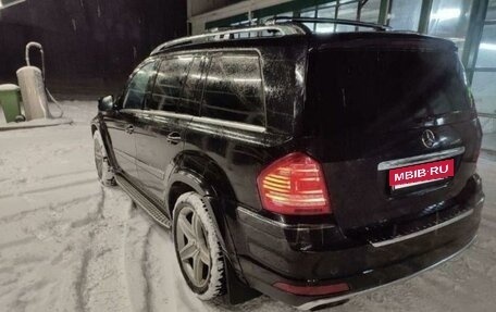 Mercedes-Benz GL-Класс, 2012 год, 2 500 000 рублей, 23 фотография