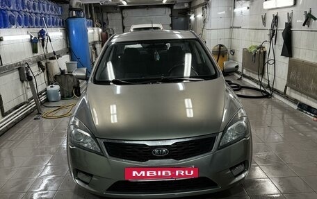 KIA cee'd I рестайлинг, 2010 год, 700 000 рублей, 20 фотография