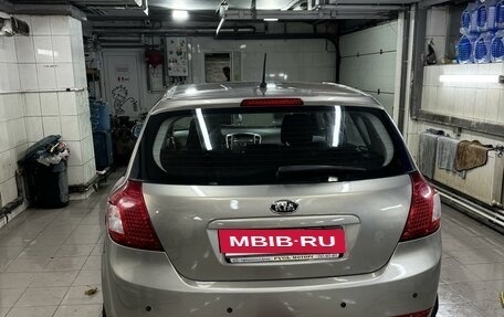 KIA cee'd I рестайлинг, 2010 год, 700 000 рублей, 18 фотография