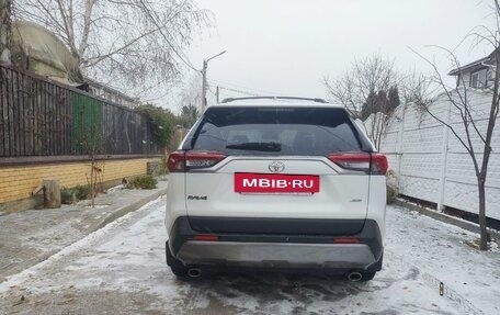 Toyota RAV4, 2020 год, 4 250 000 рублей, 11 фотография