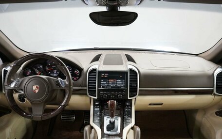 Porsche Cayenne III, 2012 год, 3 200 000 рублей, 10 фотография