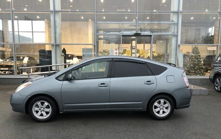 Toyota Prius, 2005 год, 590 000 рублей, 8 фотография