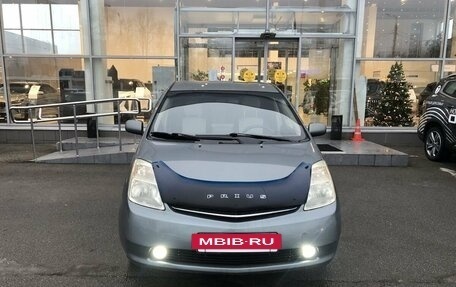 Toyota Prius, 2005 год, 590 000 рублей, 2 фотография