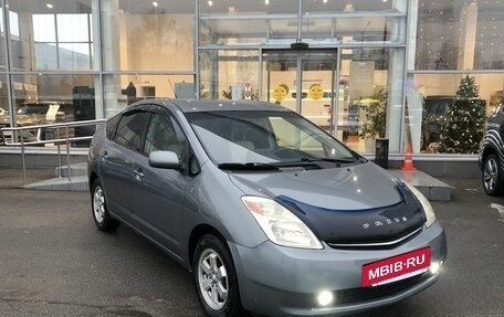 Toyota Prius, 2005 год, 590 000 рублей, 3 фотография