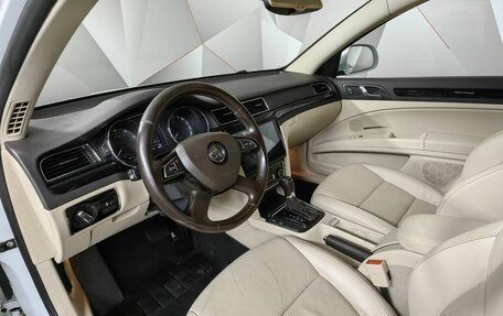 Skoda Superb III рестайлинг, 2013 год, 1 418 000 рублей, 19 фотография