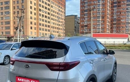 KIA Sportage IV рестайлинг, 2019 год, 2 400 000 рублей, 5 фотография