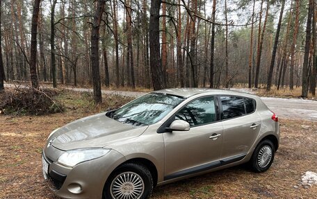 Renault Megane III, 2011 год, 820 000 рублей, 5 фотография