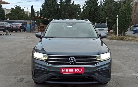 Volkswagen Tiguan II, 2022 год, 3 199 999 рублей, 7 фотография