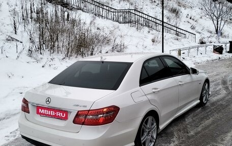 Mercedes-Benz E-Класс, 2011 год, 1 600 000 рублей, 7 фотография