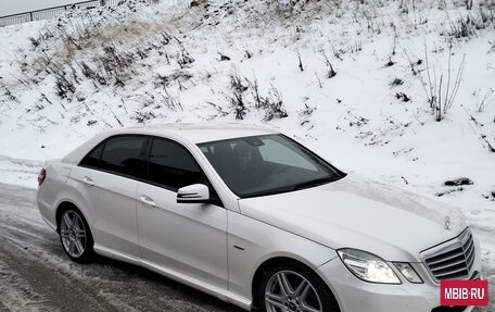 Mercedes-Benz E-Класс, 2011 год, 1 600 000 рублей, 9 фотография