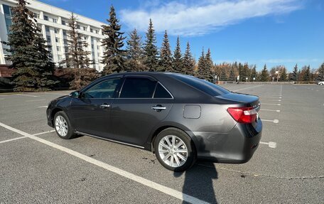 Toyota Camry, 2014 год, 1 880 000 рублей, 4 фотография