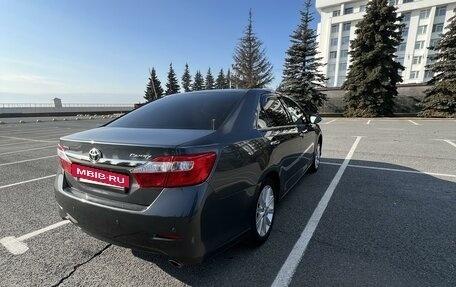 Toyota Camry, 2014 год, 1 880 000 рублей, 11 фотография