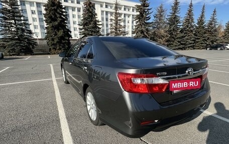 Toyota Camry, 2014 год, 1 880 000 рублей, 30 фотография