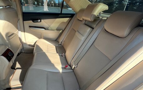 Toyota Camry, 2014 год, 1 880 000 рублей, 34 фотография