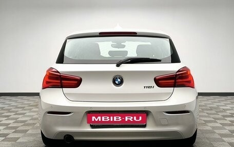 BMW 1 серия, 2018 год, 1 897 000 рублей, 5 фотография