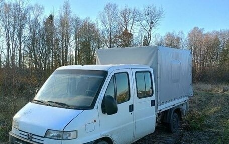 Peugeot Partner II рестайлинг 2, 2000 год, 820 000 рублей, 2 фотография