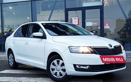 Skoda Rapid I, 2017 год, 895 000 рублей, 7 фотография