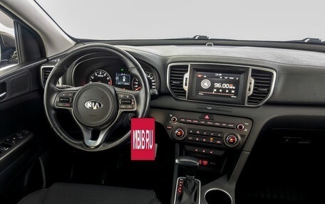 KIA Sportage IV рестайлинг, 2018 год, 2 155 000 рублей, 30 фотография