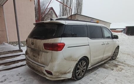 KIA Carnival III, 2019 год, 3 250 000 рублей, 3 фотография