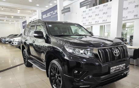 Toyota Land Cruiser Prado 150 рестайлинг 2, 2021 год, 7 998 000 рублей, 3 фотография