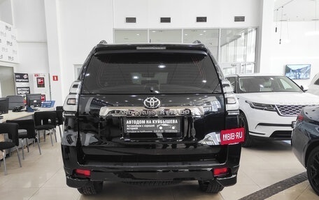 Toyota Land Cruiser Prado 150 рестайлинг 2, 2021 год, 7 998 000 рублей, 4 фотография