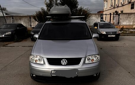 Volkswagen Touran III, 2005 год, 900 000 рублей, 8 фотография