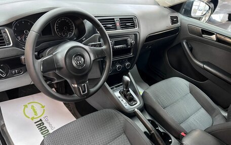 Volkswagen Jetta VI, 2012 год, 965 000 рублей, 9 фотография