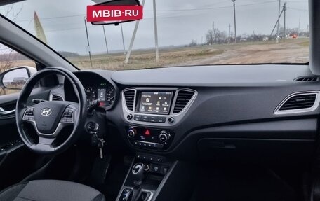 Hyundai Solaris II рестайлинг, 2019 год, 1 490 000 рублей, 11 фотография